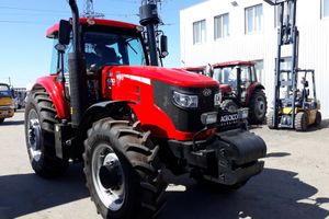 Первый в Европе трактор ELG1754 уже работает на полях Украины!