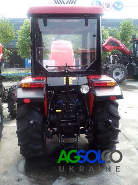Трактор для садів та виноградників YTO-LX804F